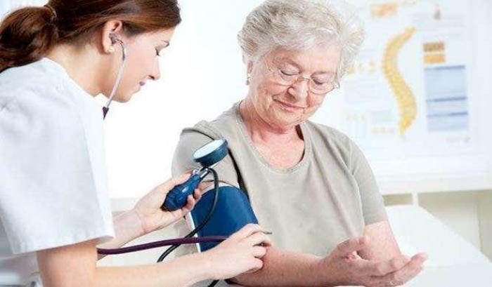 Vivere più a lungo con i farmaci che combattono l'alta pressione sanguigna